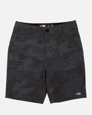 Black Camo Salty Crew Drifter 2 Hybrid Short | 12PRIBSEW