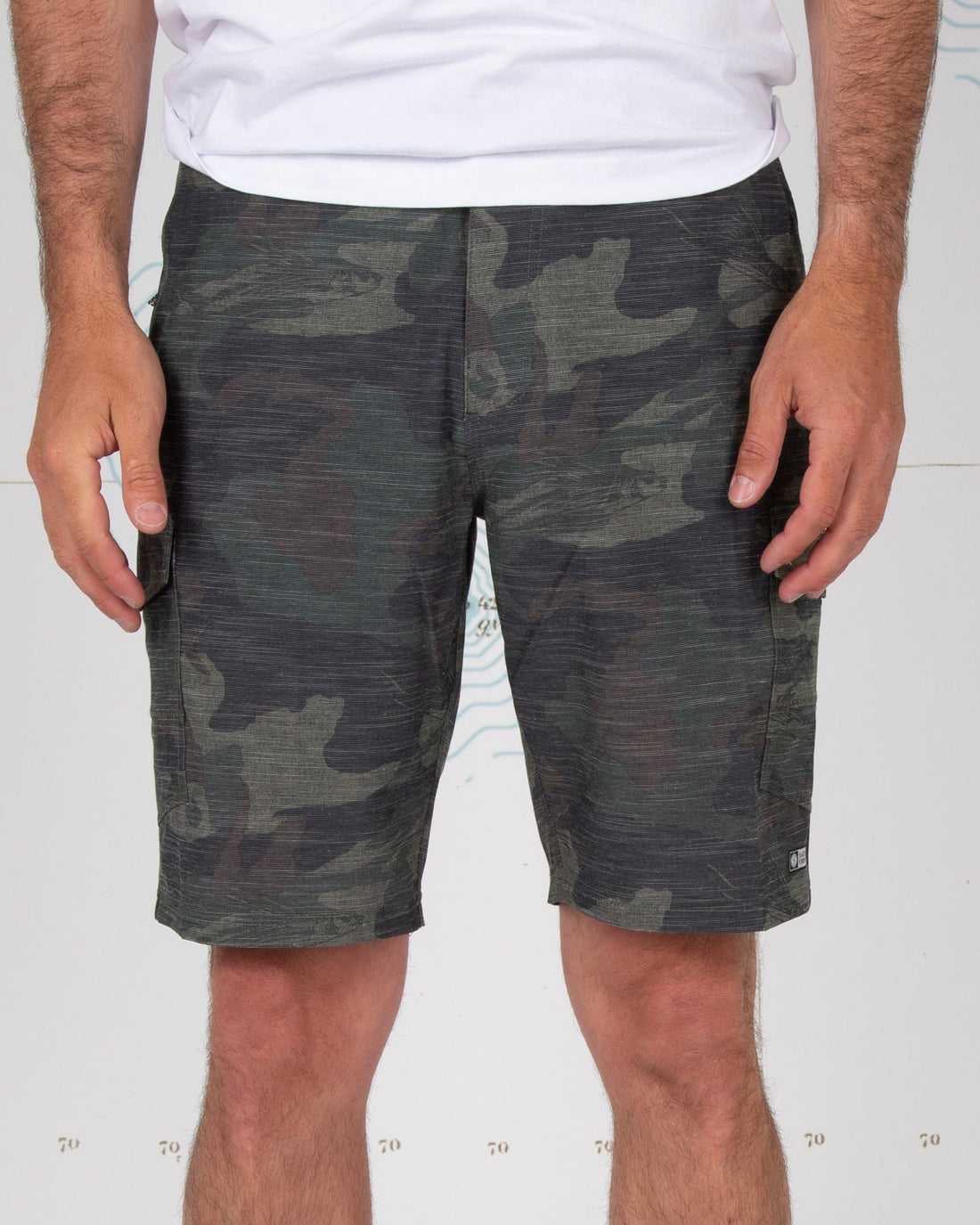 Camo Salty Crew Drifter 2 Cargo Hybrid Short | 67NTZWIJF