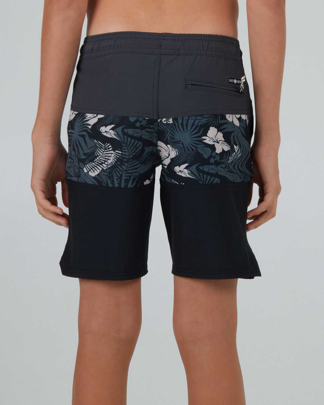 Charcoal Salty Crew Beacons 2 Elastic Boardshort | 42NPGIJVM